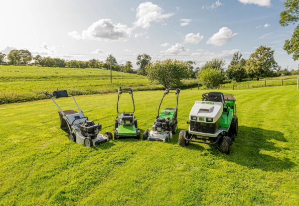 5 Essential Tips for Buying Commercial Green Landscaping Equipment